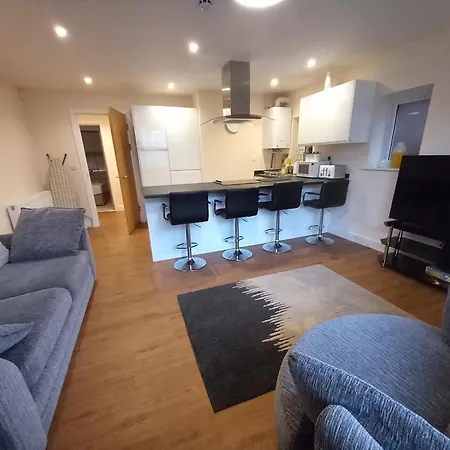Modern Large 2 Bed Whole Apartment - Free Parking - Ground Floor - Central Beeston Nottingham Exterior photo
